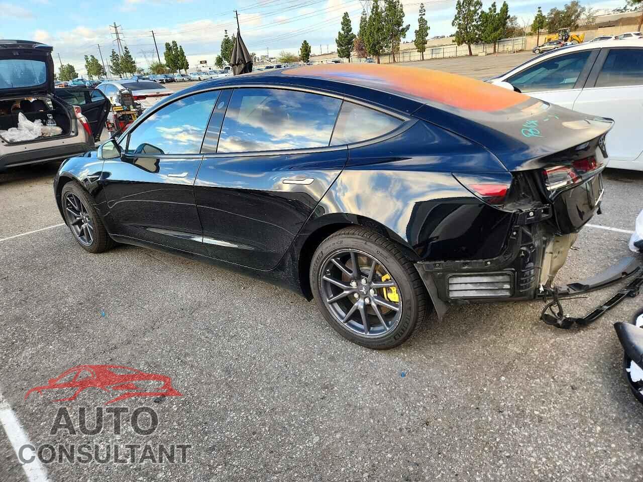 TESLA MODEL 3 2018 - 5YJ3E1EA3JF051999