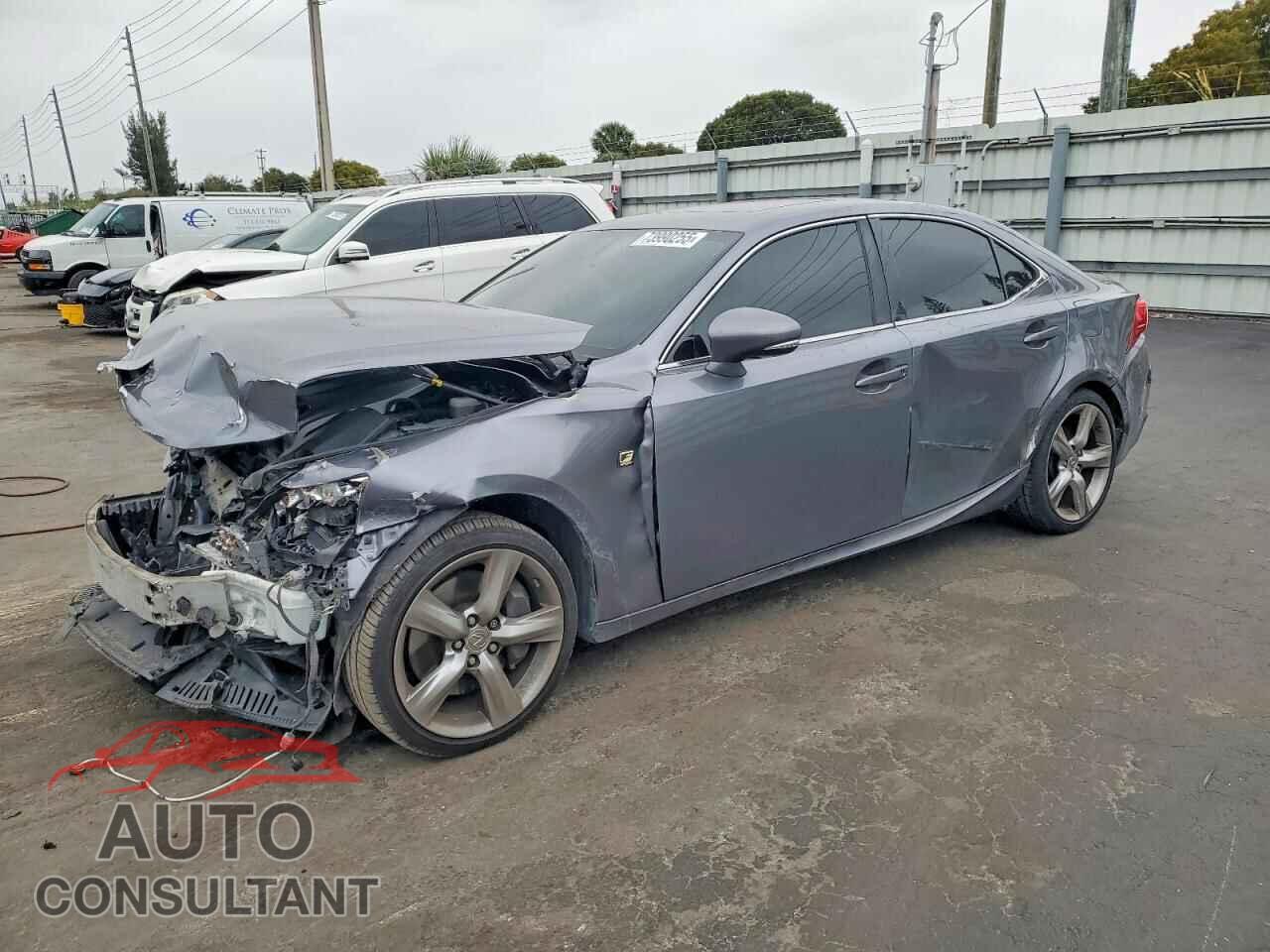 LEXUS IS 2014 - JTHBE1D23E5003107