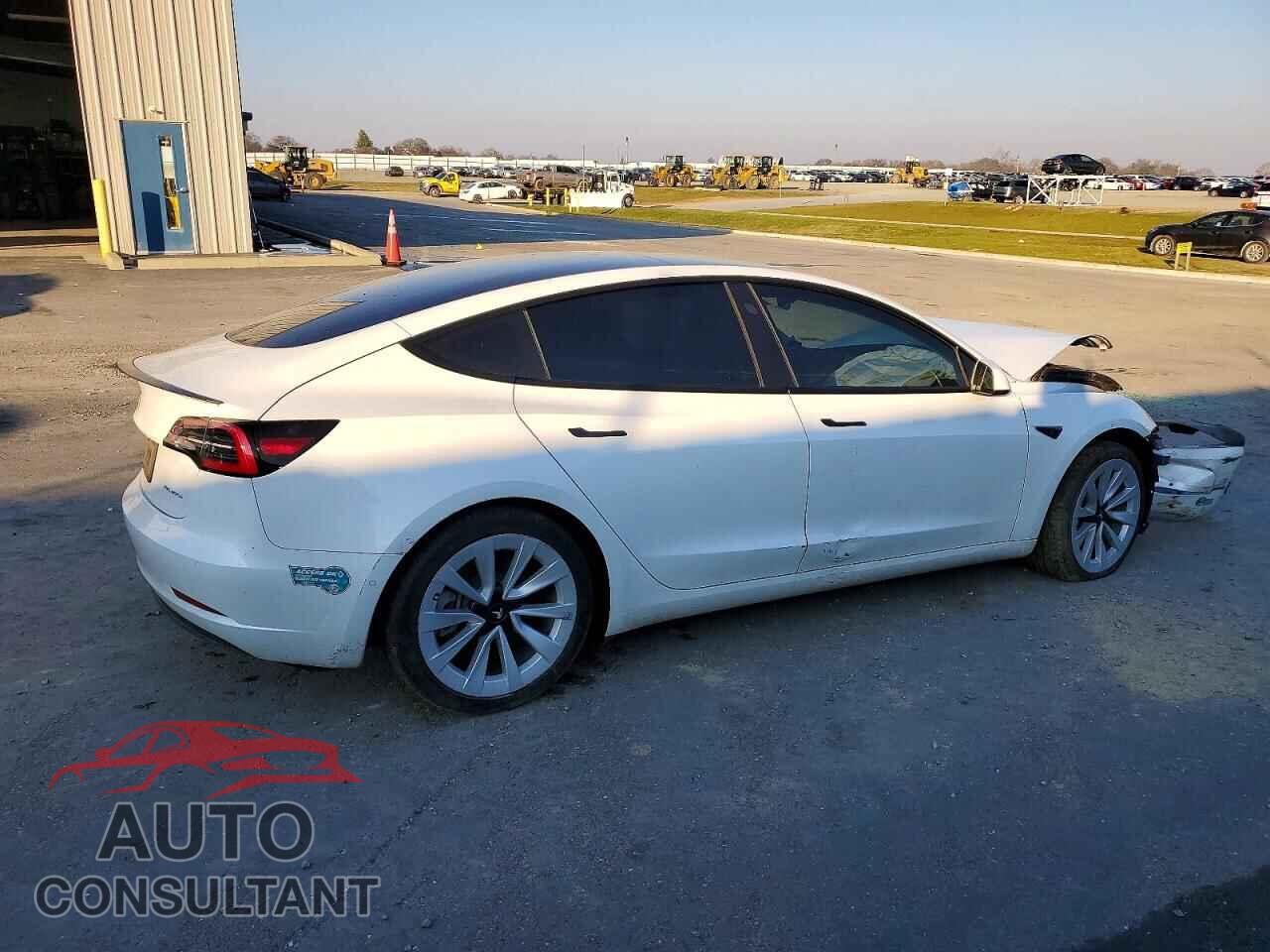 TESLA MODEL 3 2022 - 5YJ3E1EB0NF271440