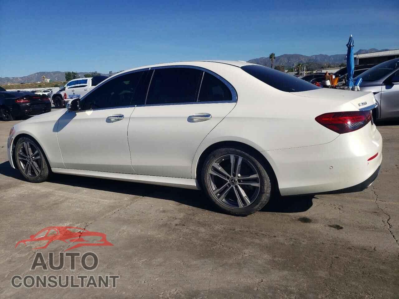 MERCEDES-BENZ E-CLASS 2021 - W1KZF8DB0MA907367