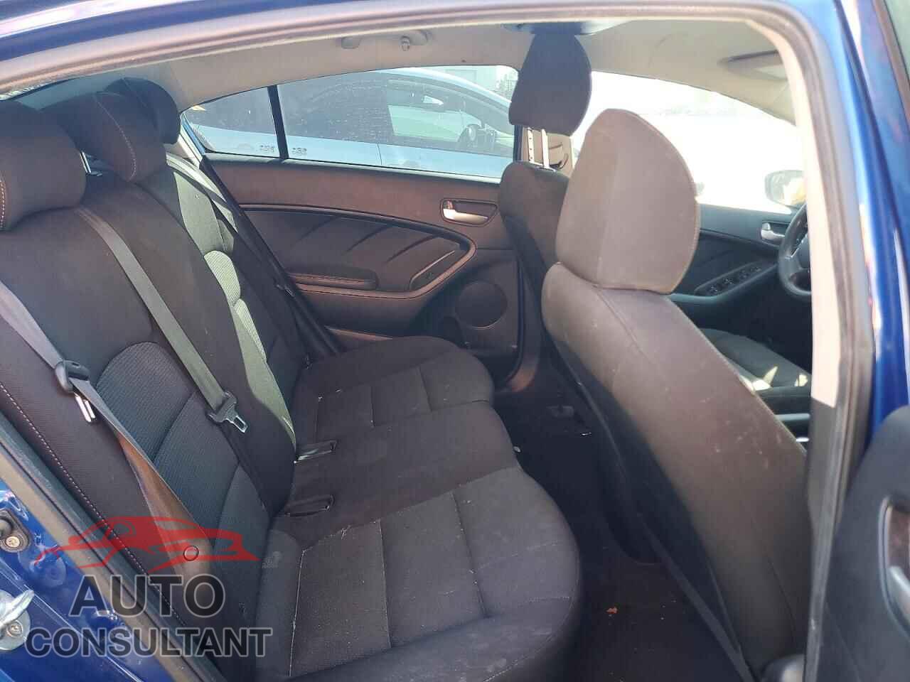 KIA FORTE 2017 - 3KPFK4A79HE032696