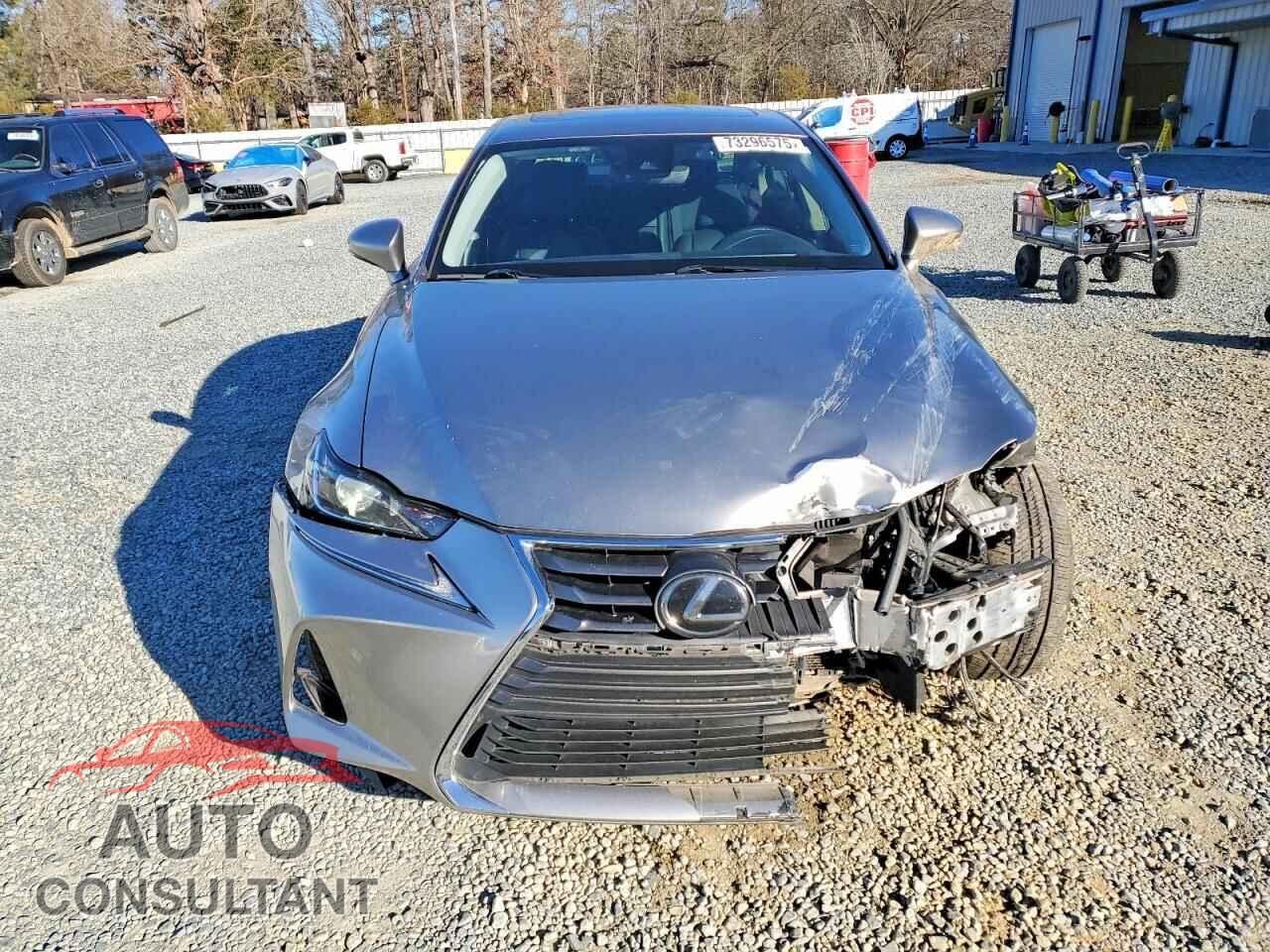 LEXUS IS 2018 - JTHBA1D20J5076151