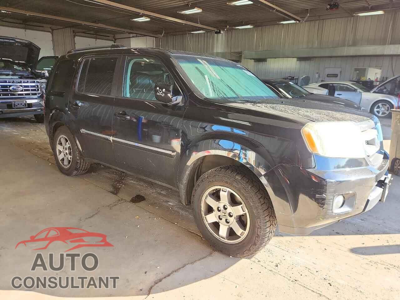 HONDA PILOT 2011 - 5FNYF4H93BB071838