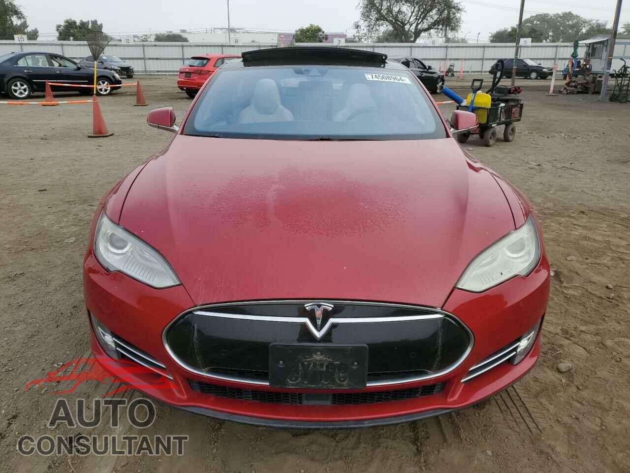 TESLA MODEL S 2016 - 5YJSA1E21GF120794