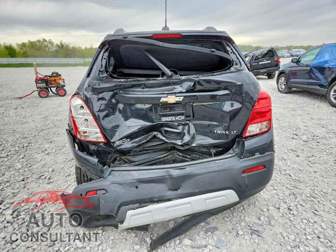 CHEVROLET TRAX 2015 - KL7CJLSB8FB231040