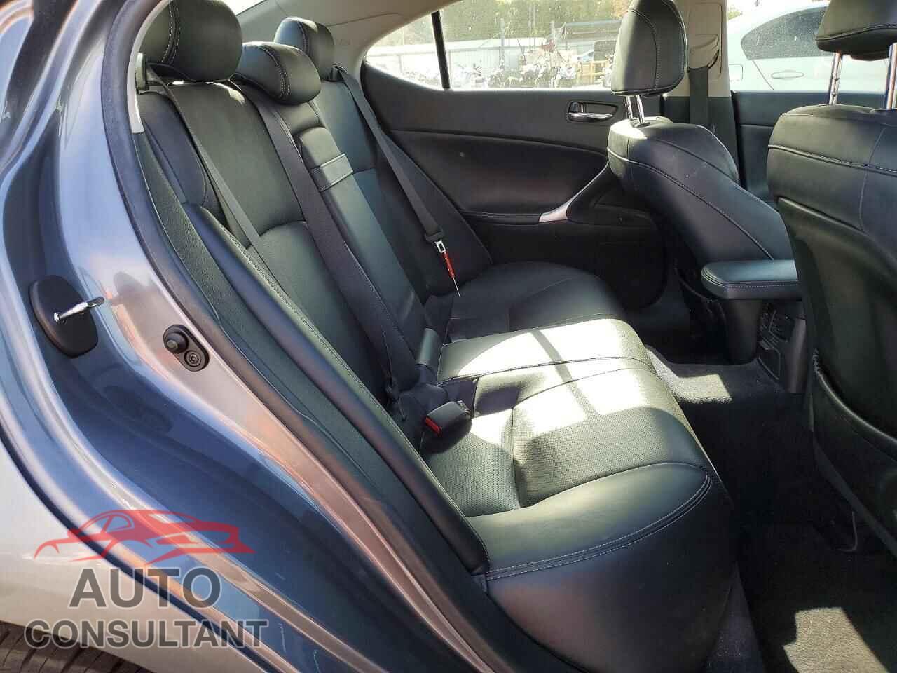 LEXUS IS 2012 - JTHBF5C29C5180781
