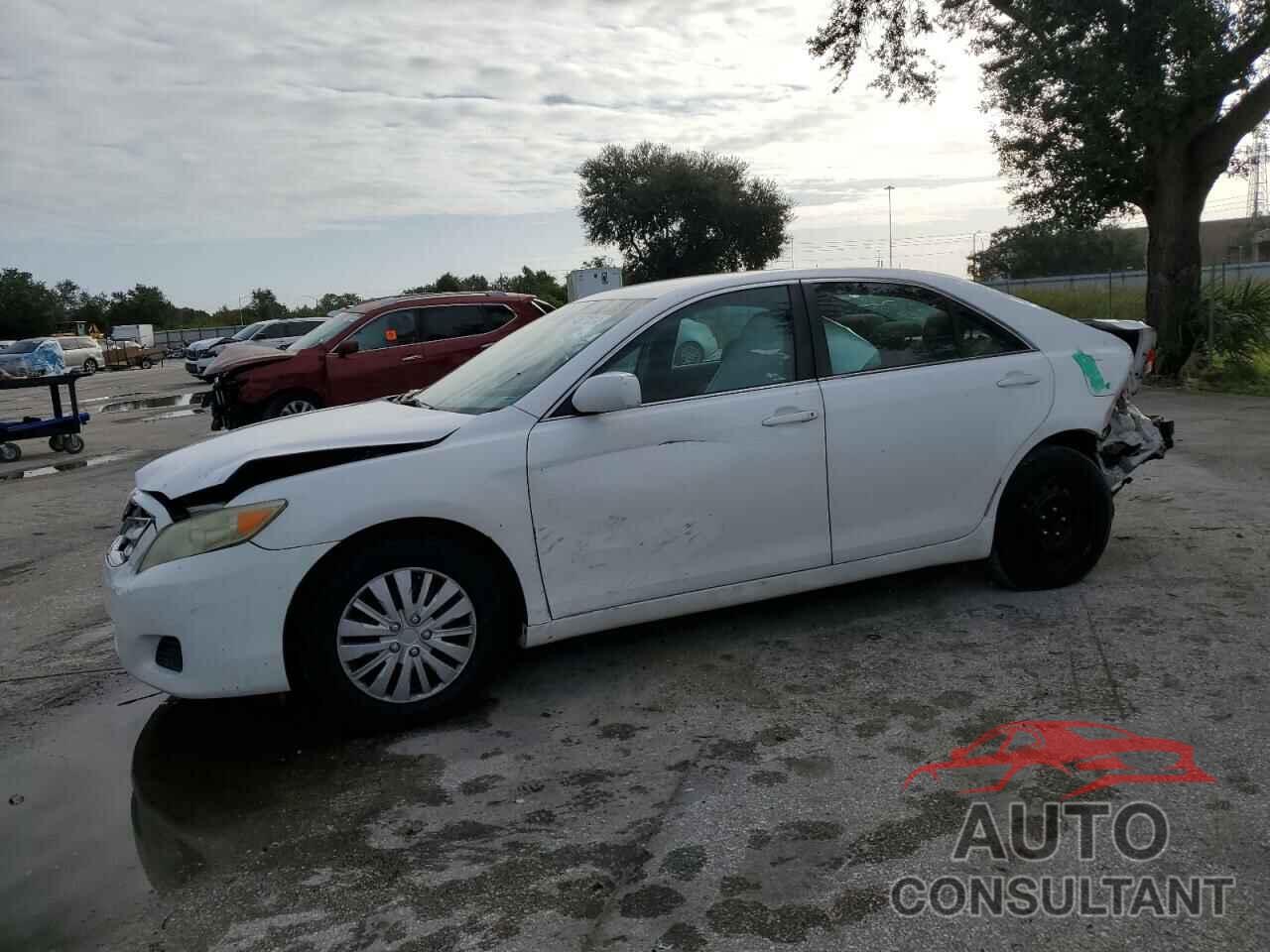 TOYOTA CAMRY 2011 - 4T1BF3EK4BU680673