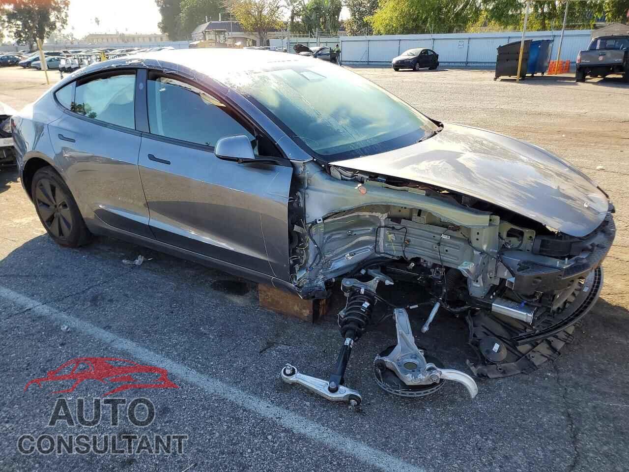 TESLA MODEL 3 2024 - 5YJ3E1EA8RF858787