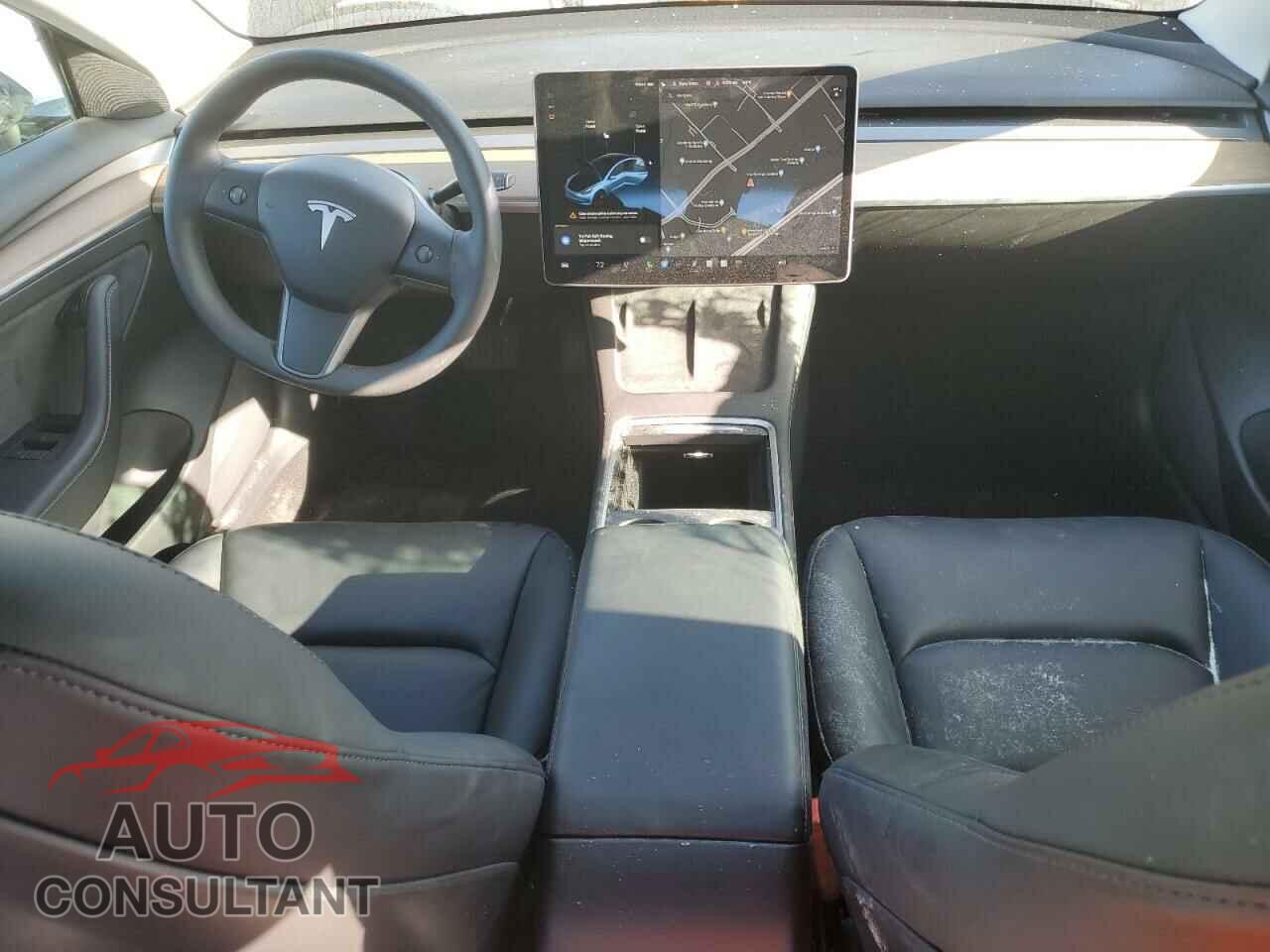TESLA MODEL 3 2021 - 5YJ3E1EA5MF047652