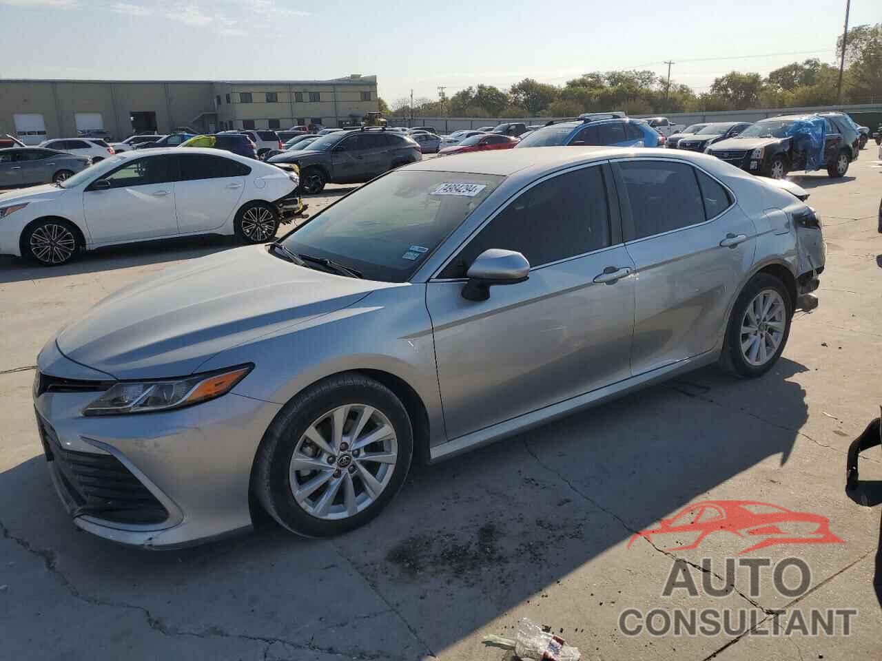 TOYOTA CAMRY 2021 - 4T1C11AK8MU580897