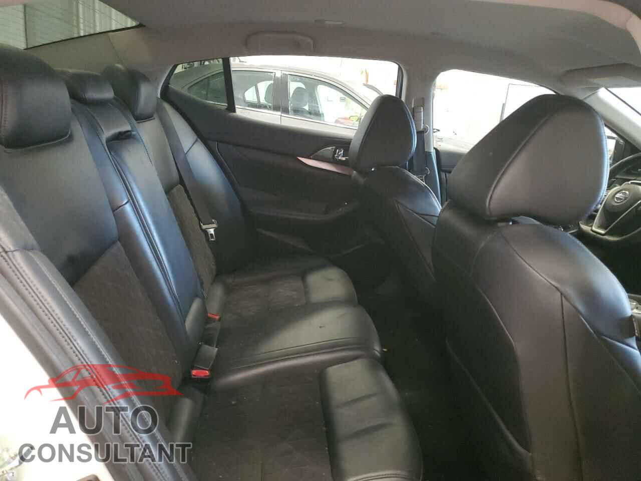 NISSAN MAXIMA 2017 - 1N4AA6AP0HC404884