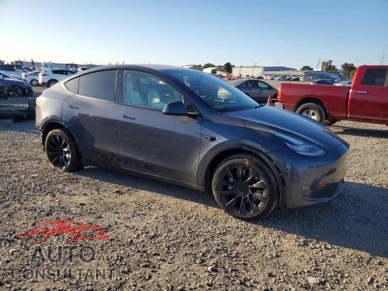 TESLA MODEL Y 2023 - 7SAYGDEE1PA076655