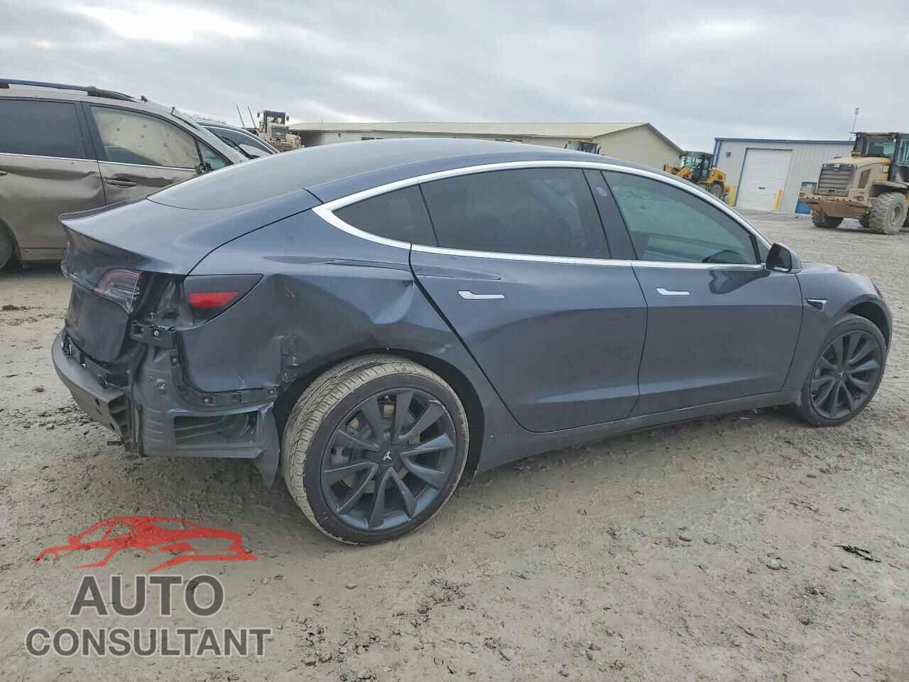 TESLA MODEL 3 2018 - 5YJ3E1EA1JF021531