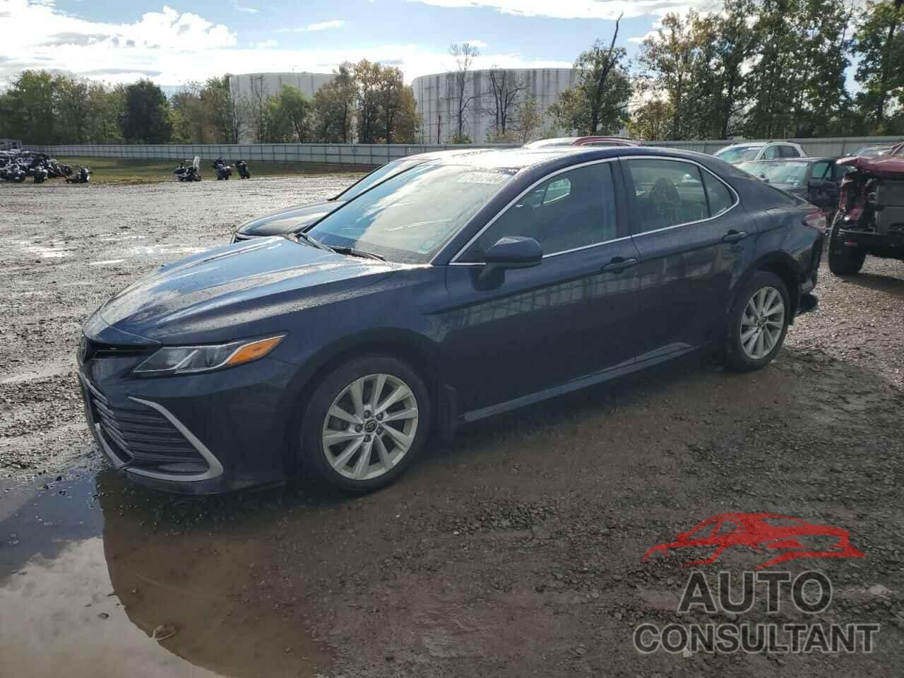 TOYOTA CAMRY 2021 - 4T1C11AK7MU475218