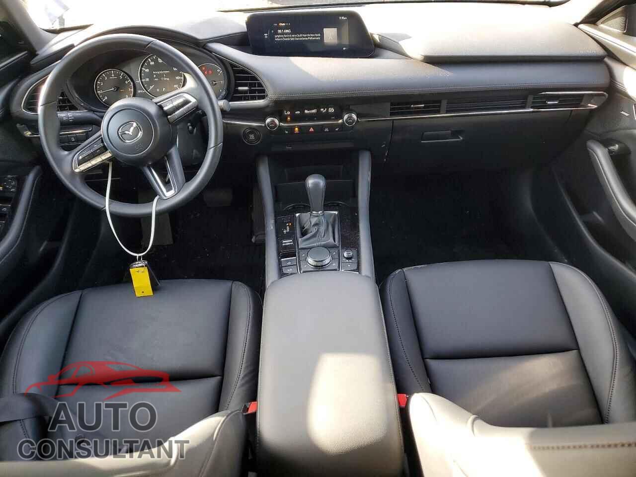 MAZDA 3 2019 - JM1BPBMM6K1123392