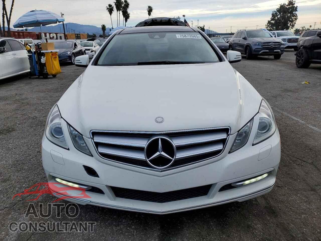 MERCEDES-BENZ E-CLASS 2012 - WDDKJ5KB3CF147969