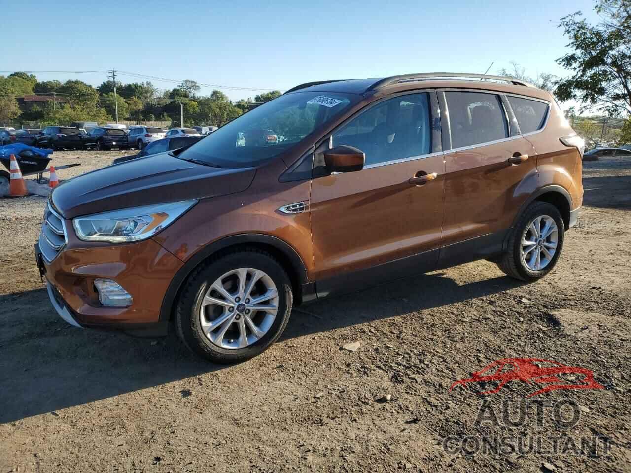 FORD ESCAPE 2017 - 1FMCU0GD2HUC17589