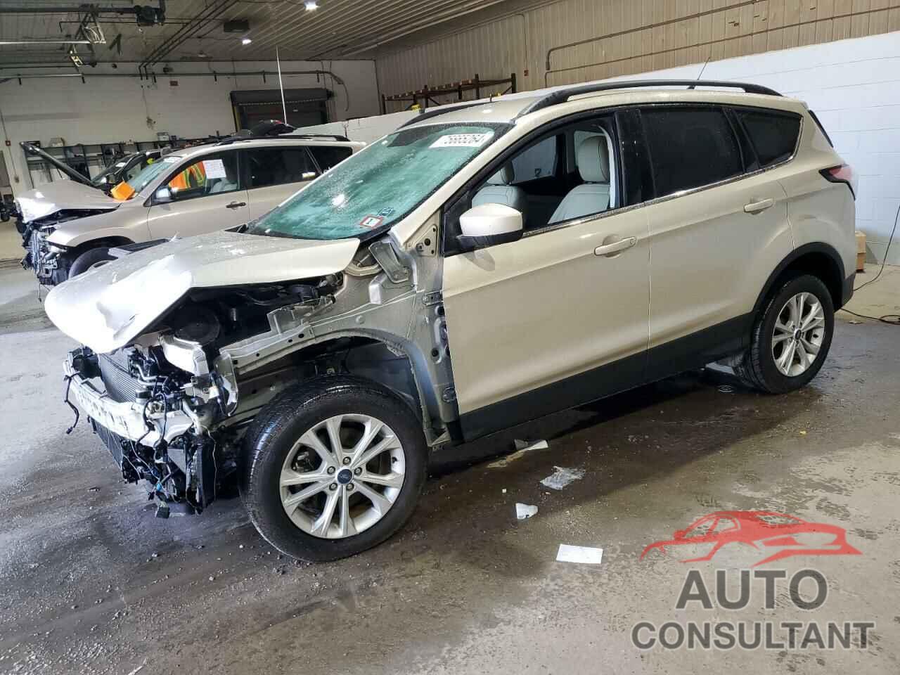 FORD ESCAPE 2018 - 1FMCU9HD7JUD11881