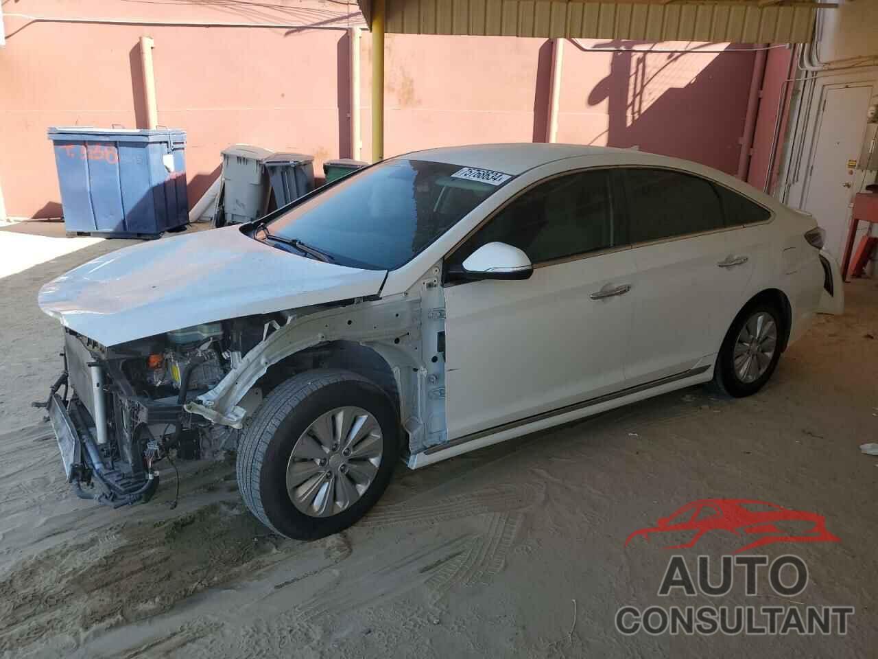 HYUNDAI SONATA 2017 - KMHE24L15HA048591