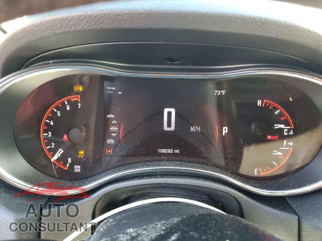 DODGE DURANGO 2017 - 1C4RDJAG3HC884040