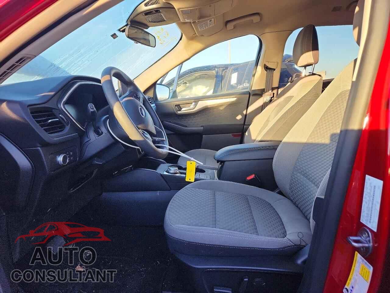 FORD ESCAPE 2020 - 1FMCU0G64LUA83887