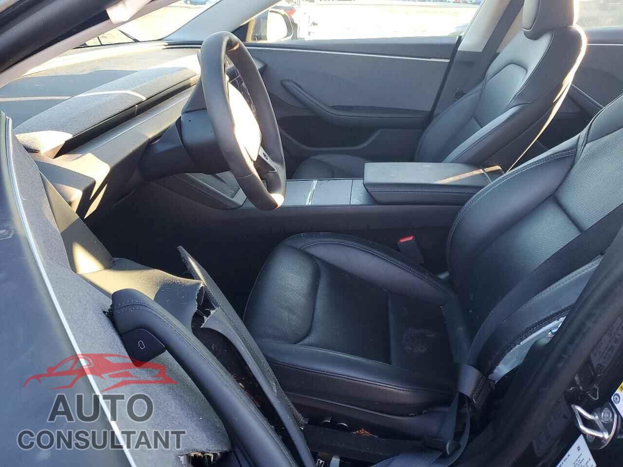 TESLA MODEL 3 2024 - 5YJ3E1EA0RF771059