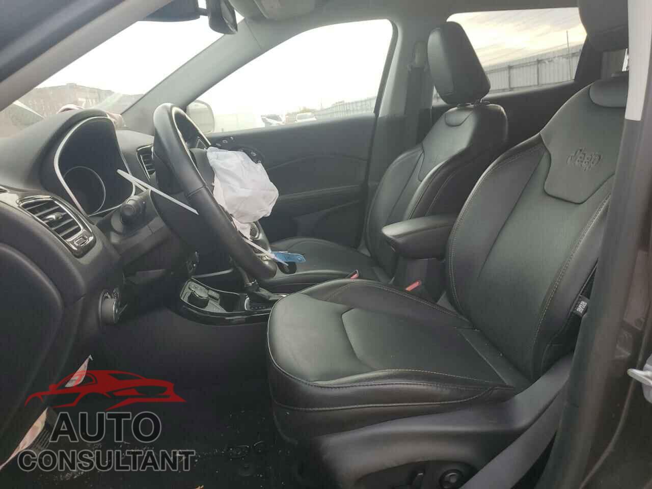 JEEP COMPASS 2020 - 3C4NJDCB1LT120176