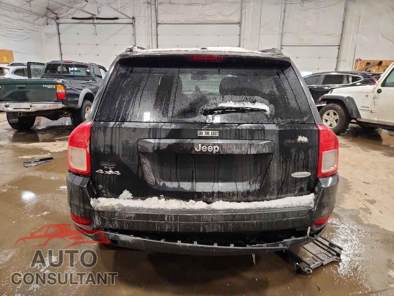JEEP COMPASS 2011 - 1J4NF1FB5BD206844