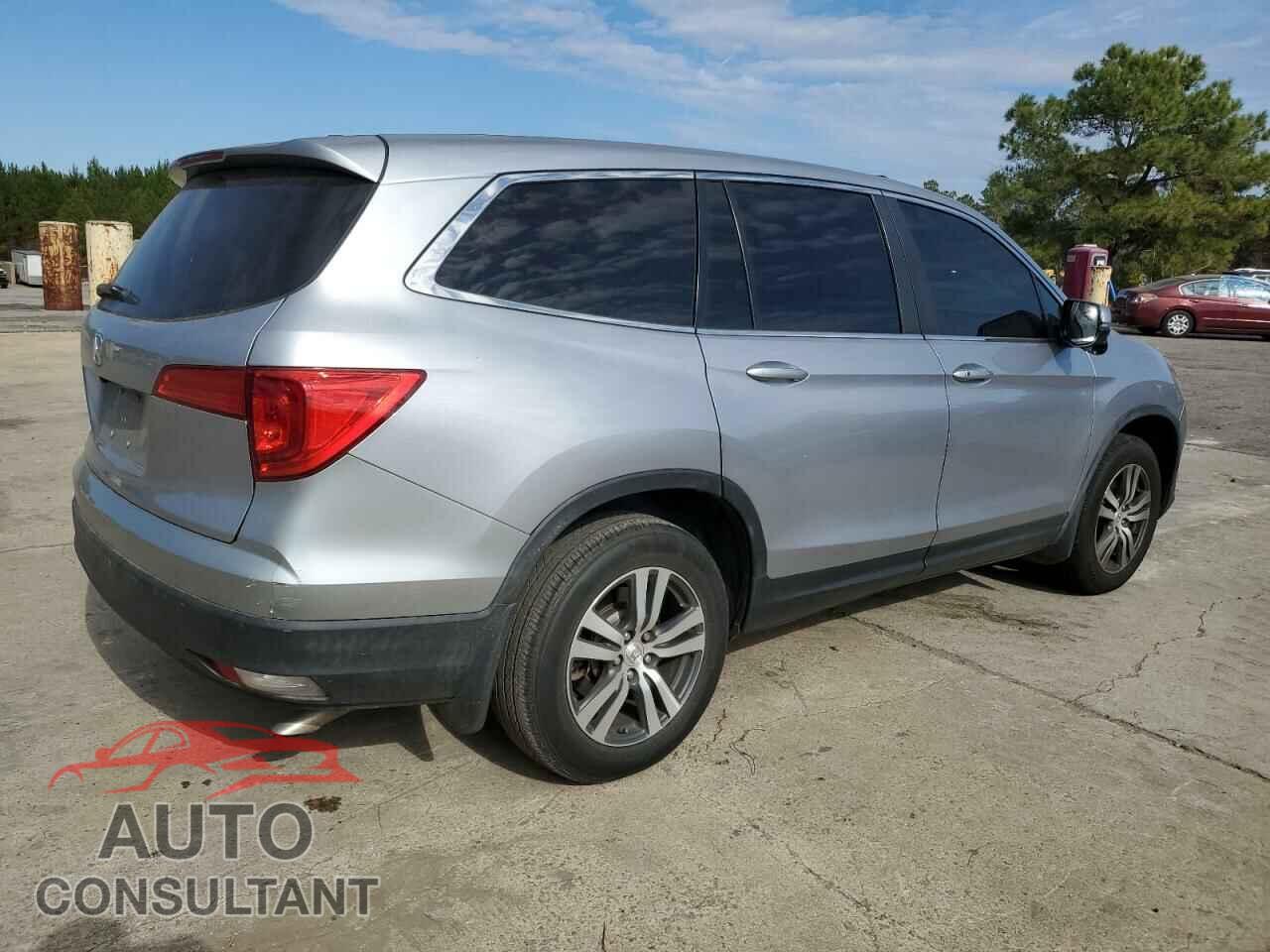 HONDA PILOT 2018 - 5FNYF5H81JB010872