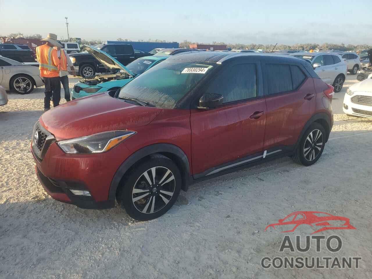 NISSAN KICKS 2019 - 3N1CP5CU4KL513653