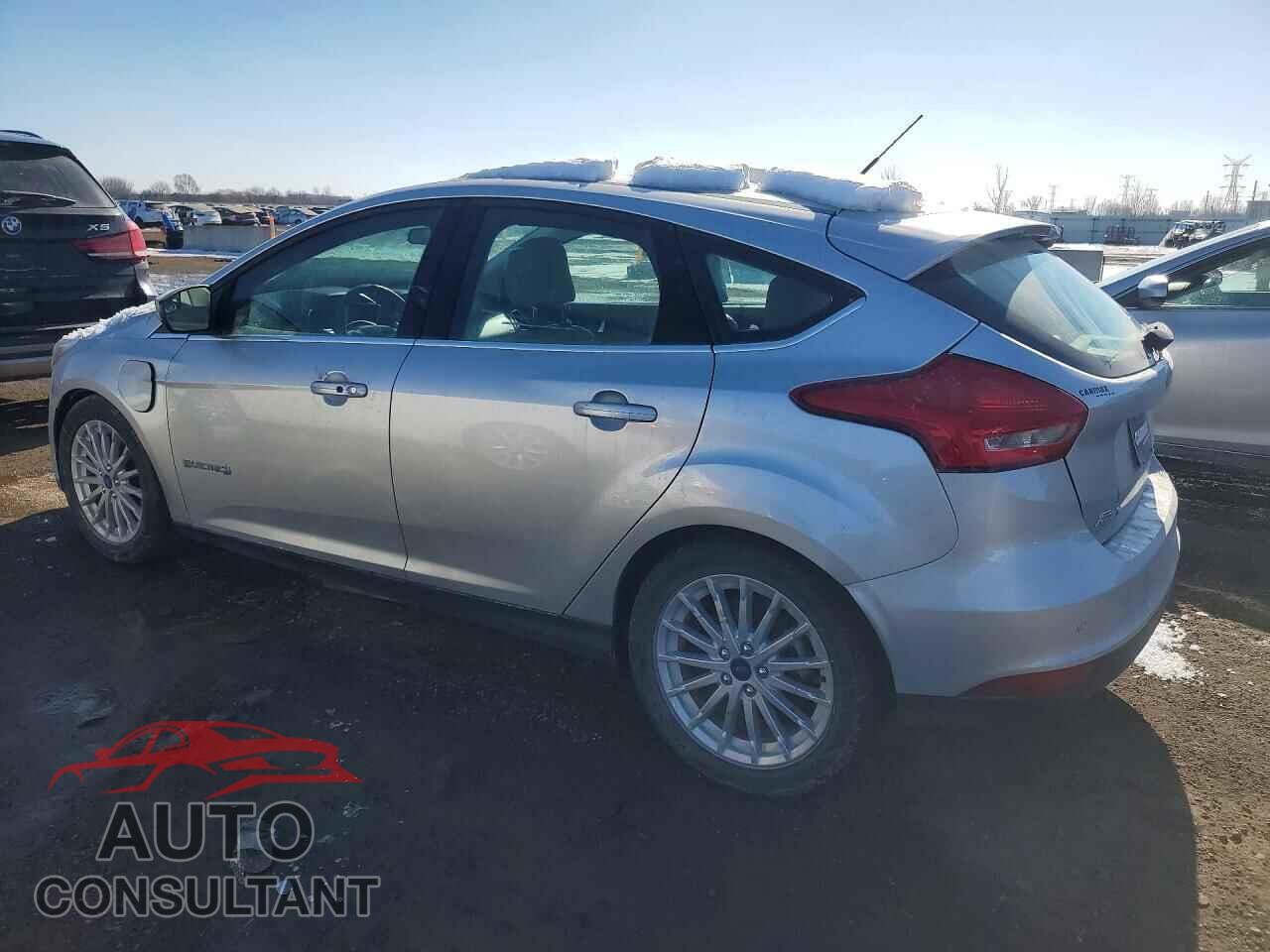 FORD FOCUS 2017 - 1FADP3R4XHL277789