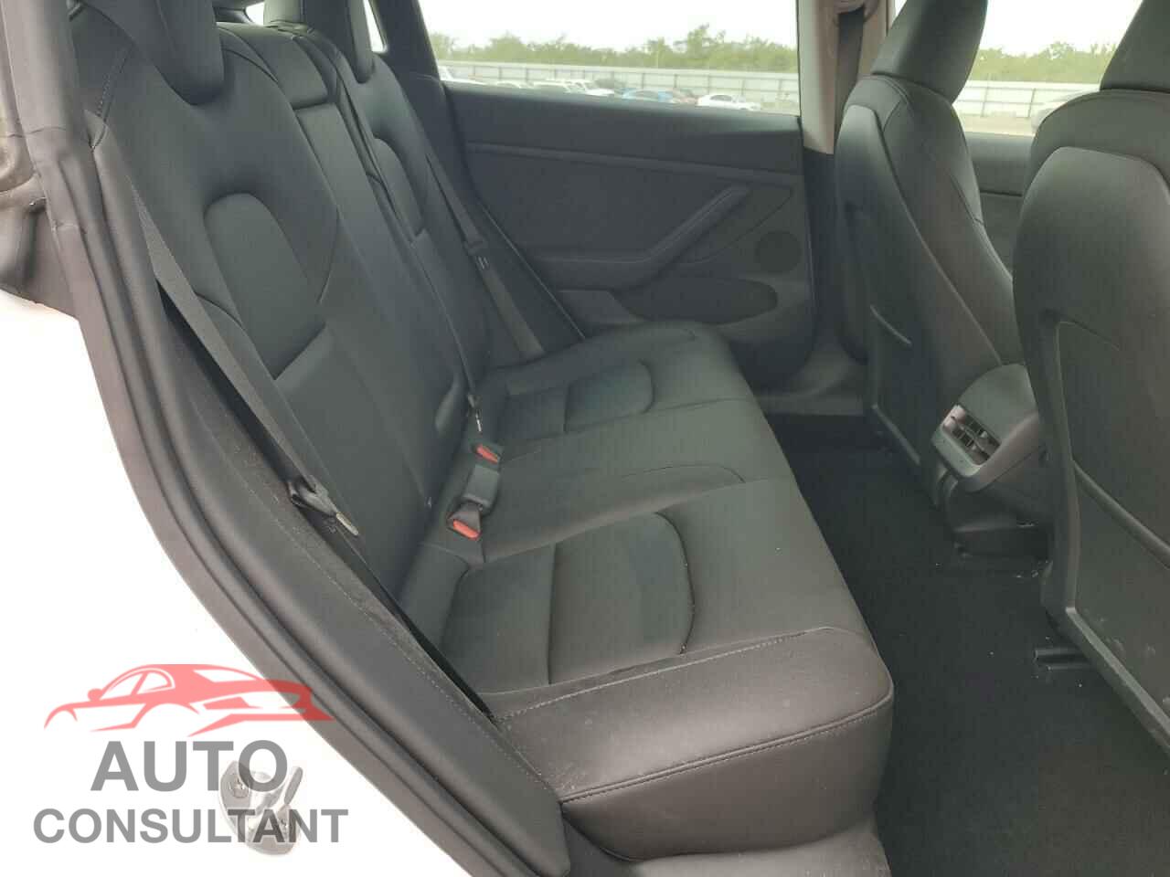 TESLA MODEL 3 2023 - 5YJ3E1EB4PF609652