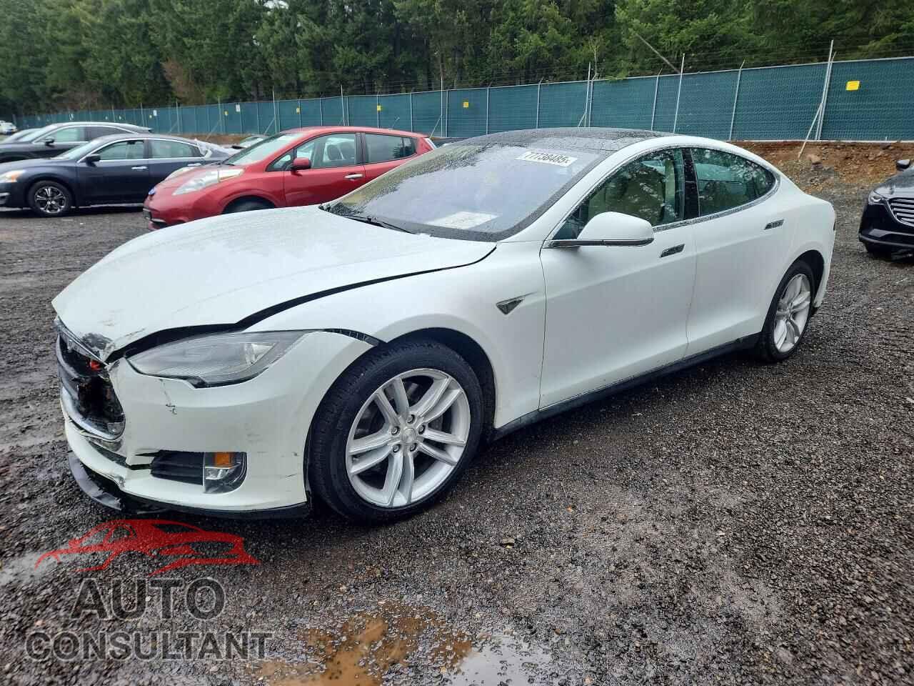 TESLA MODEL S 2014 - 5YJSA1H1XEFP35845