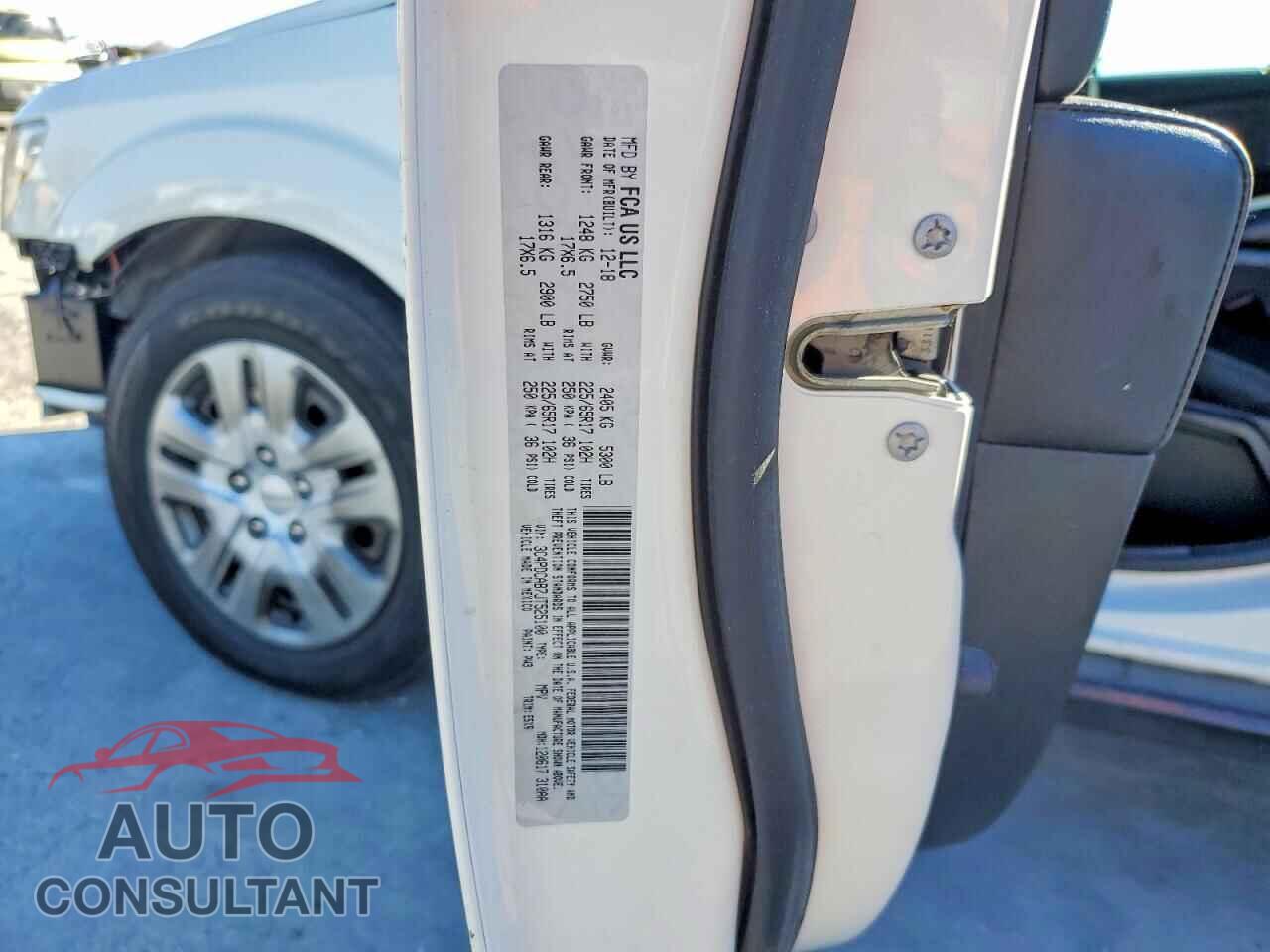 DODGE JOURNEY 2018 - 3C4PDCAB7JT525100