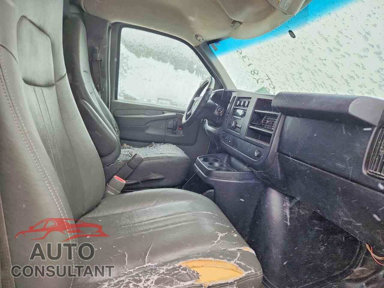 CHEVROLET EXPRESS 2011 - 1GCZGUCG9B1165853