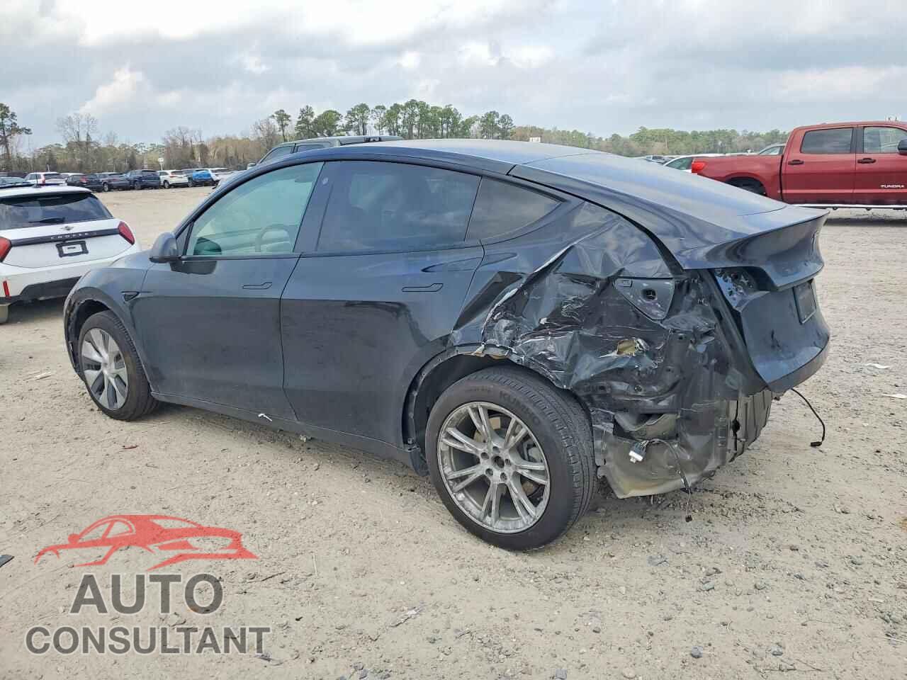 TESLA MODEL Y 2022 - 7SAYGDEE6NF421209