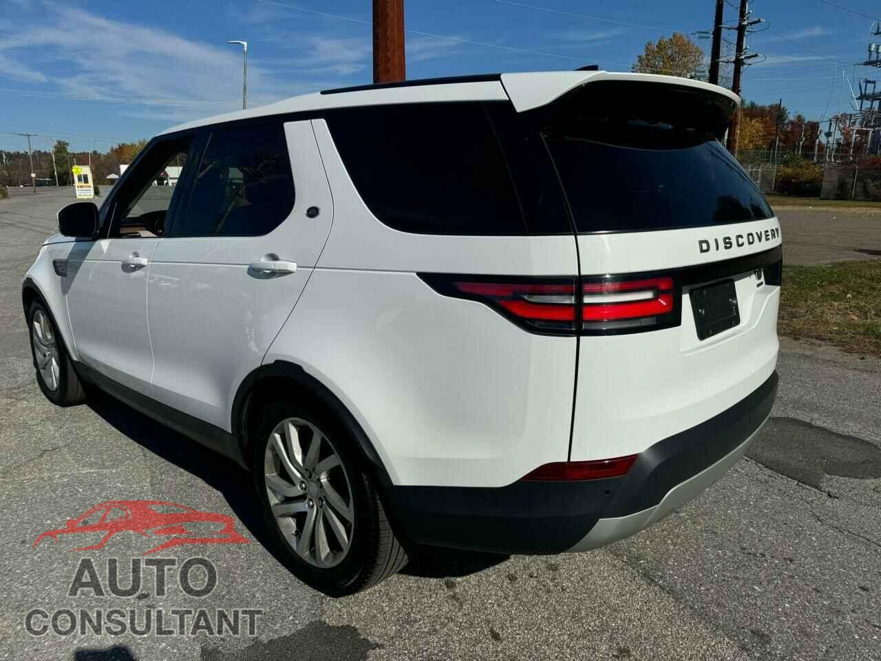 LAND ROVER DISCOVERY 2017 - SALRRBBV0HA042328