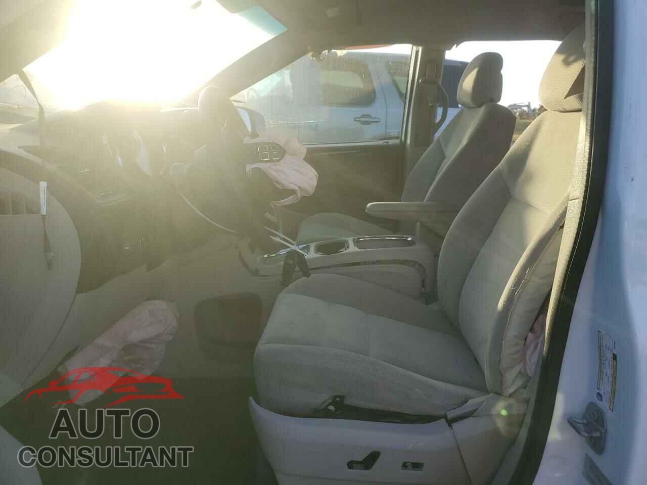 DODGE CARAVAN 2015 - 2C4RDGCG0FR750042