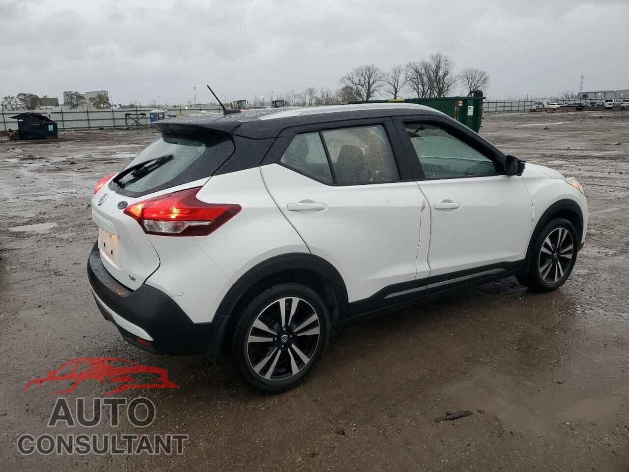 NISSAN KICKS 2019 - 3N1CP5CU3KL509691