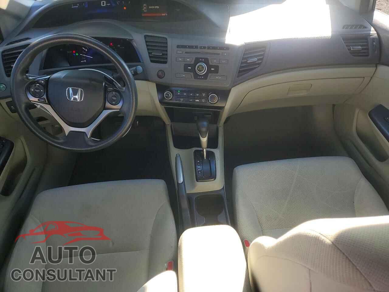 HONDA CIVIC 2012 - 19XFB2F58CE099875