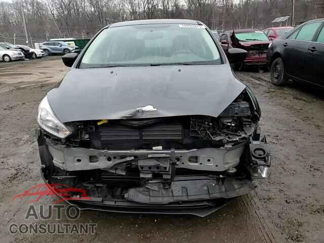 FORD FOCUS 2017 - 1FADP3E29HL269932