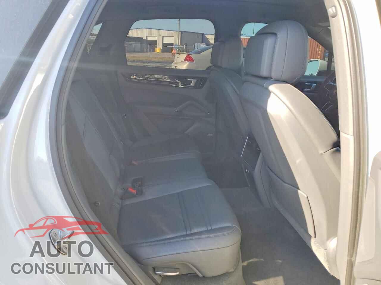 PORSCHE CAYENNE 2021 - WP1AA2AYXMDA03146
