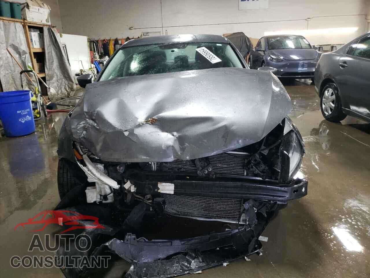 VOLKSWAGEN JETTA 2017 - 3VW2B7AJ6HM287367