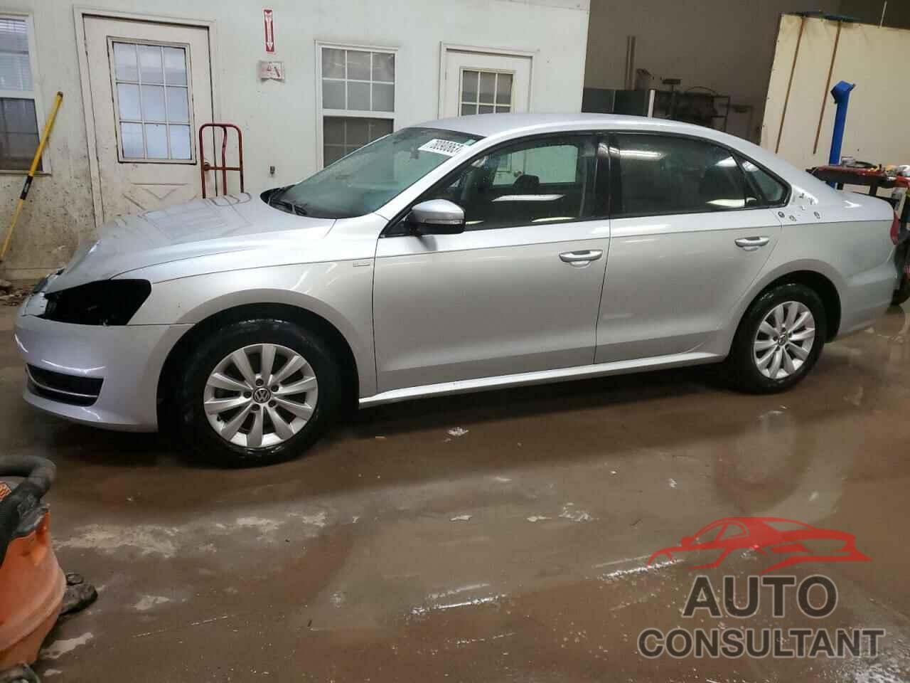 VOLKSWAGEN PASSAT 2015 - 1VWAT7A39FC027019