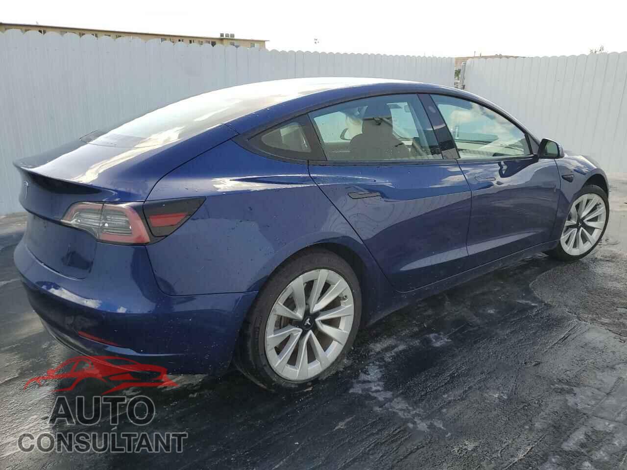 TESLA MODEL 3 2022 - 5YJ3E1EA5NF369175