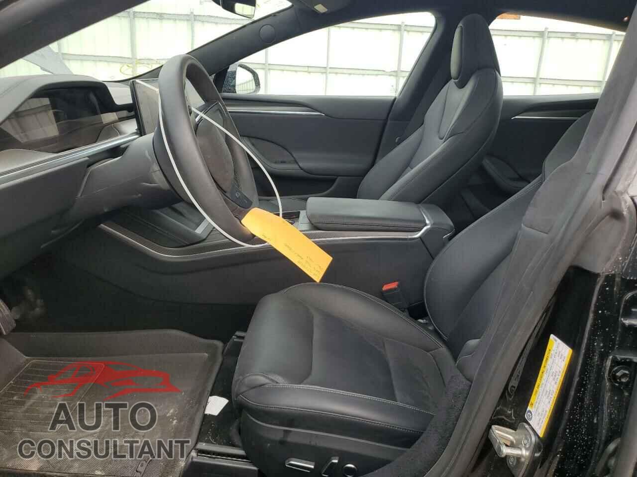 TESLA MODEL S 2023 - 5YJSA1E61PF515660
