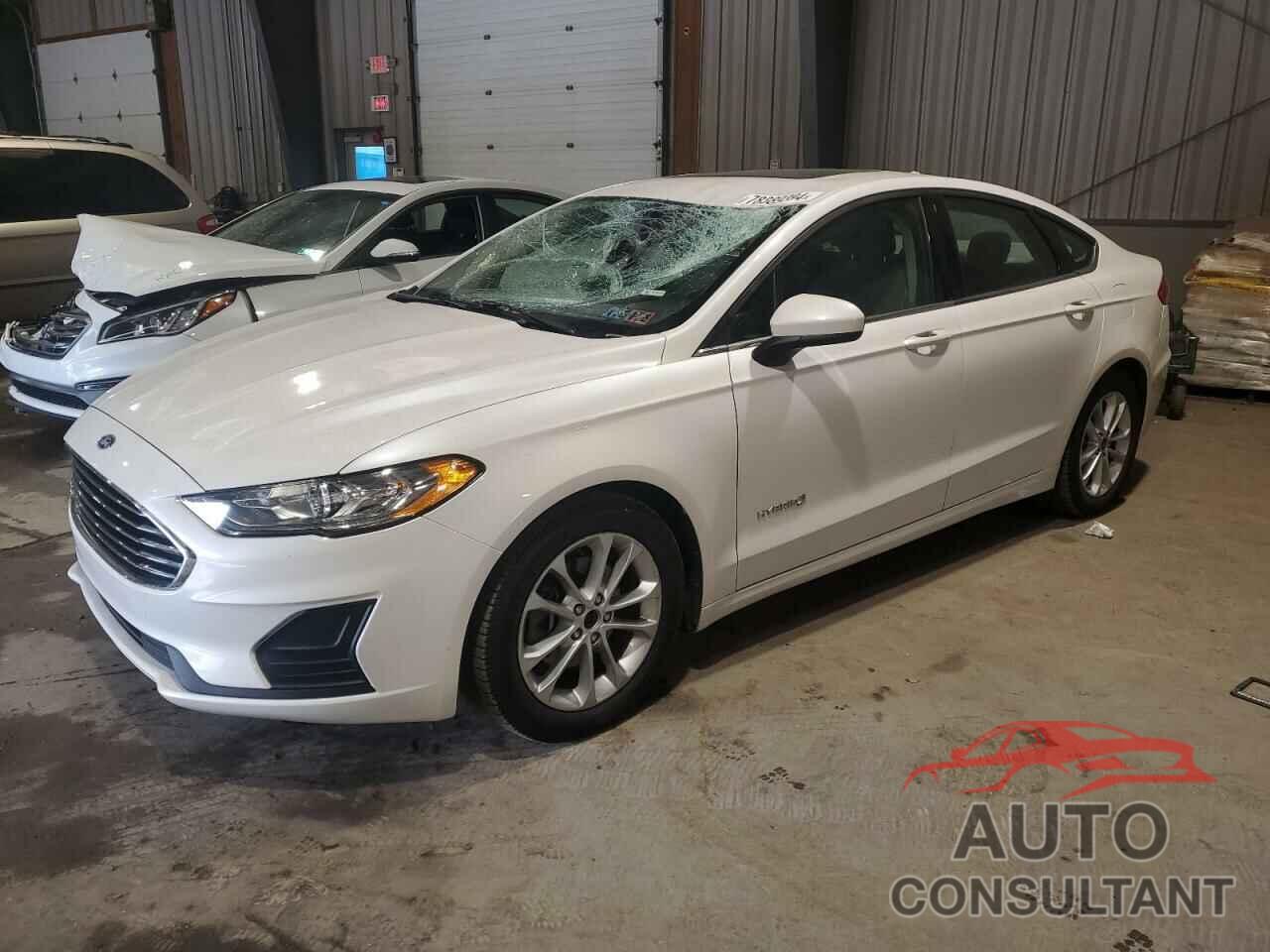 FORD FUSION 2019 - 3FA6P0LU8KR195665