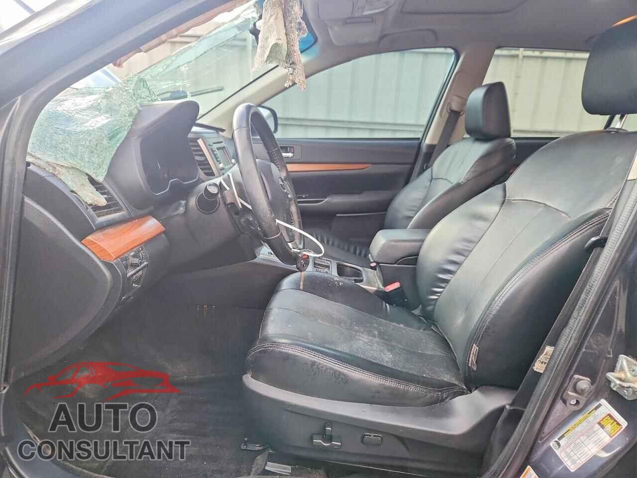 SUBARU OUTBACK 2013 - 4S4BRDKC2D2242520