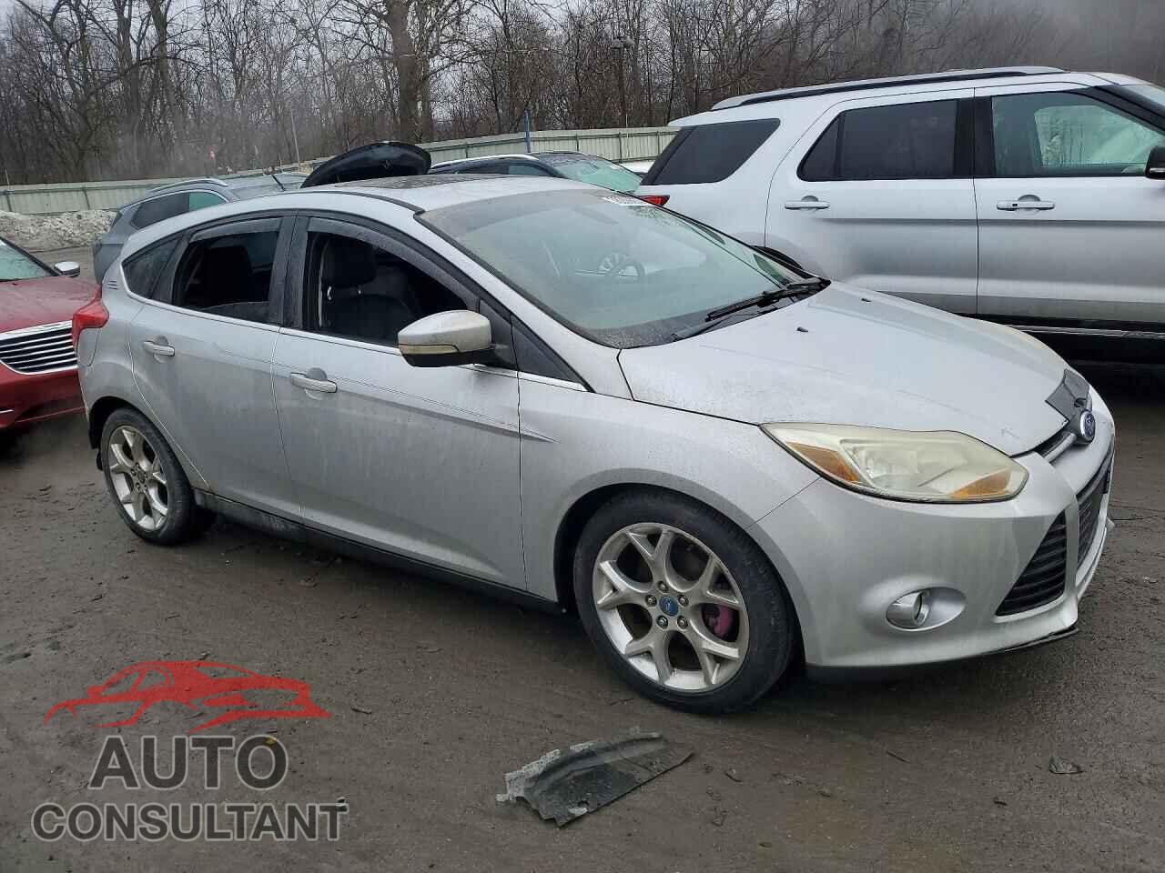 FORD FOCUS 2012 - 1FAHP3M28CL129060