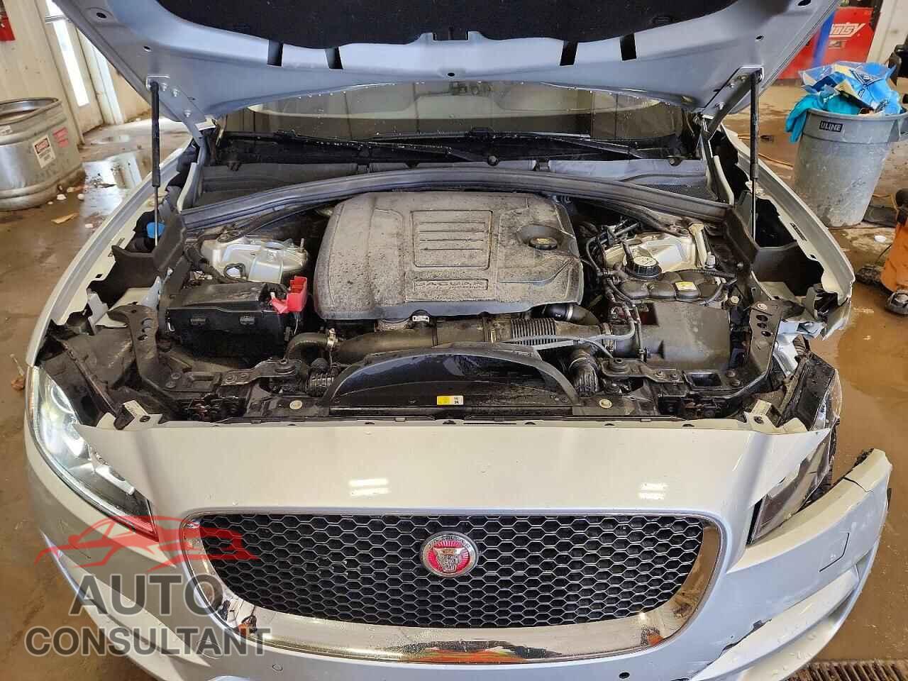 JAGUAR F-PACE 2018 - SADCJ2FX7JA320250